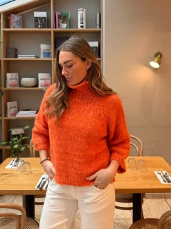 Aire striktrøje med turtleneck - Orange
