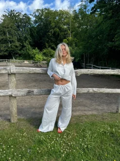 Alina skjorte med striber - Hvid/sort