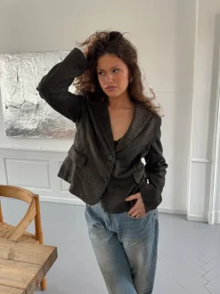 Anahita kort blazer - Mørkebrun/Sort