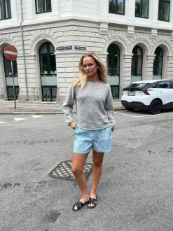 Andrea shorts med striber - Grøn/hvid