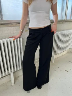 Anna Olympia wide leg suit pants - Sort
