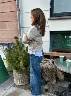 Annabelle striktrøje med striber - Beige