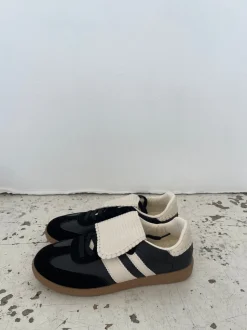 Astana sneakers med kappe - Sort