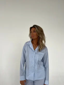 Avana pyjamasskjorte med striber - Blå/hvid