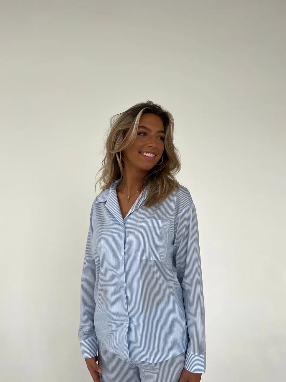 Avana pyjamasskjorte med striber - Blå/hvid