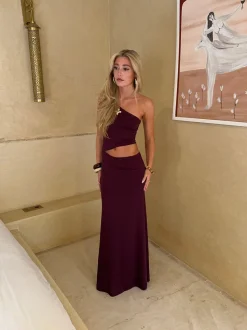 Baili maxikjole med snit - Bordeaux