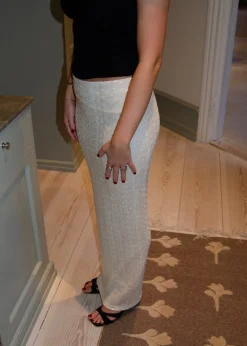 Bella maxinederdel med pallietter - Off white