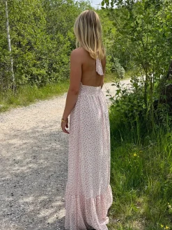 Bellis kjole