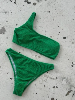 Caley bikini