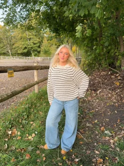 Calva striktrøje med striber - Beige/sort