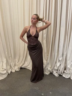 Camillene kjole med blonder - Brun