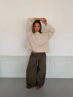 Cholana striktrøje med åben ryg - Beige