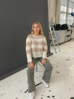 Christelle striktrøje med striber - Beige/off white