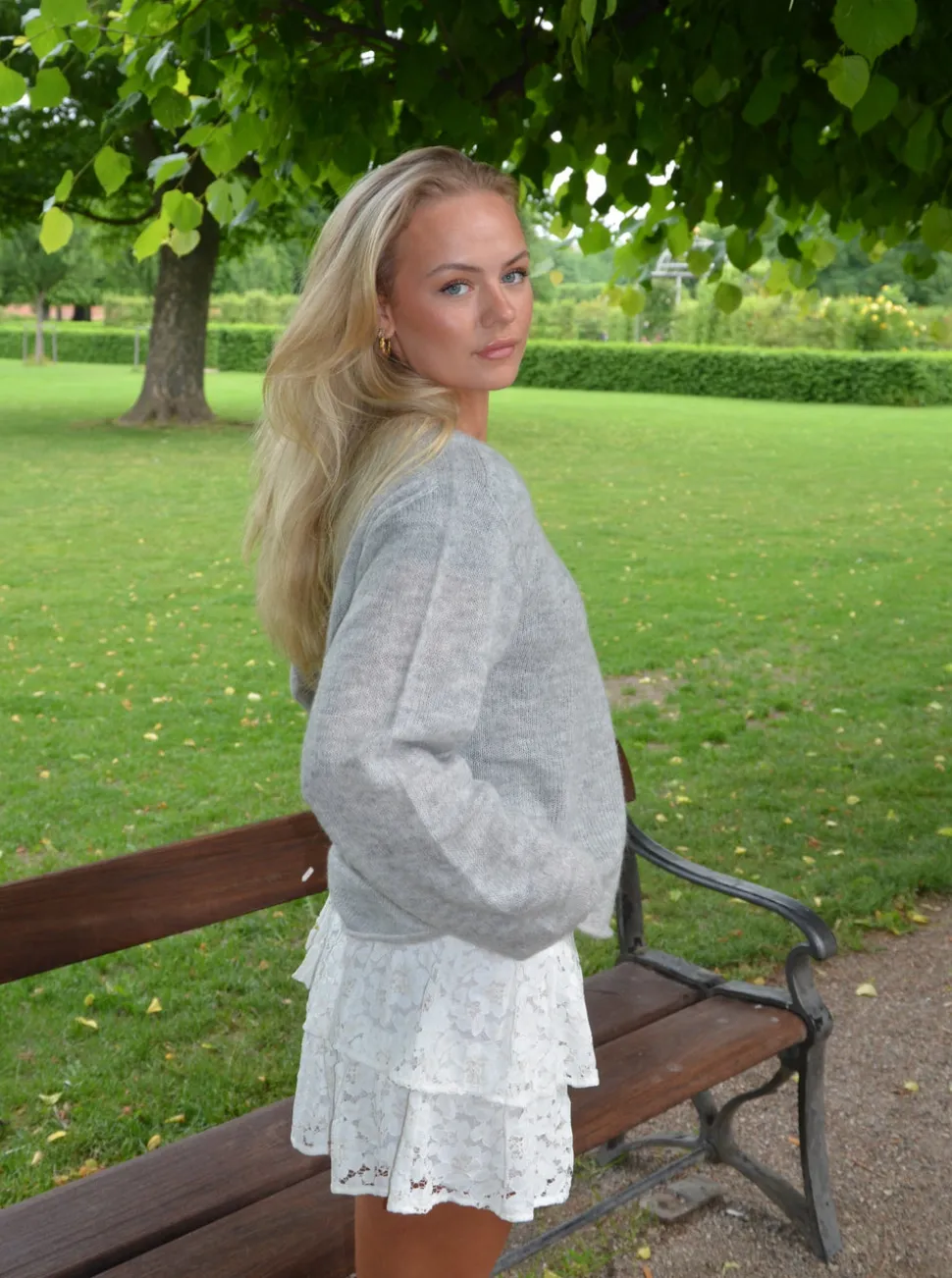 Ciara striktrøje - Lysegrå