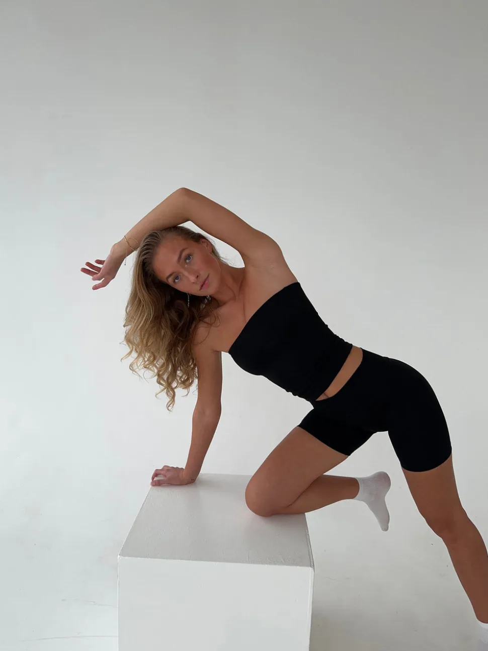 Core tube top - Jet Black