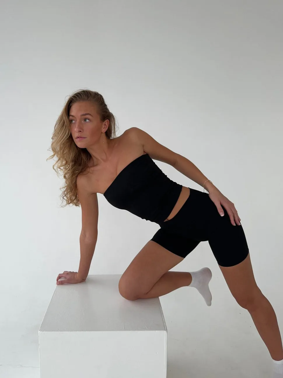 Core tube top - Jet Black