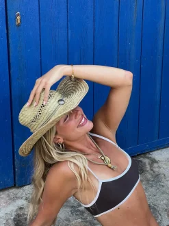 Corinna bikini med hvide detaljer - Brun