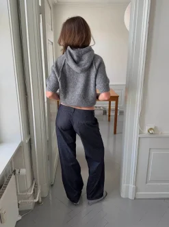 Demi jeans med opsmøg - Mørk denim