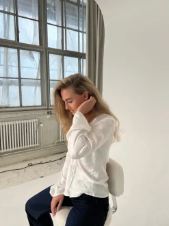 Denisi satinbluse - Hvid