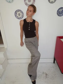 Dilly top med knapper - Brun