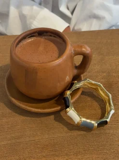 Ebony armbånd med striber - Sort/blågrå/hvid/guld