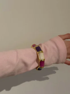 Ebony armbånd med striber - Lilla/rosa/hvid