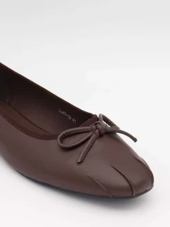 Eline ballerinaer med detaljer - Mørkebrun