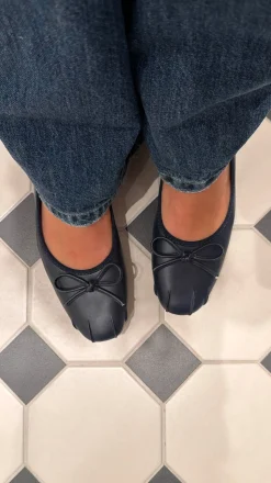 Eline ballerinaer med detaljer - Mørk Navy