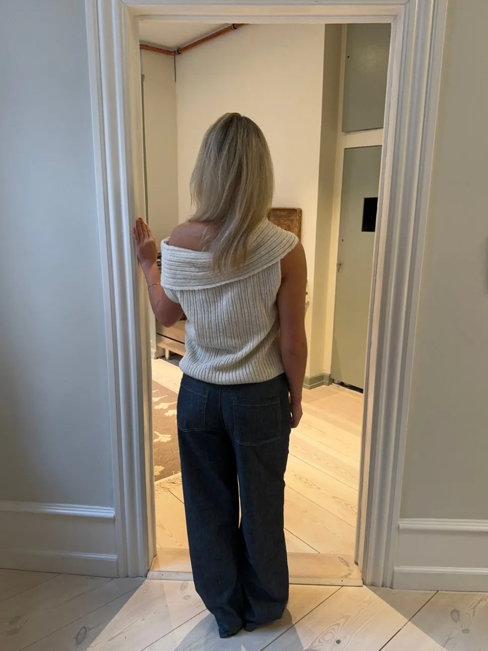 Elinor off shoulder strikvest - Off white