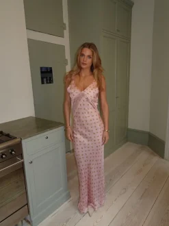 Emily maxikjole med blomster - Lyserød