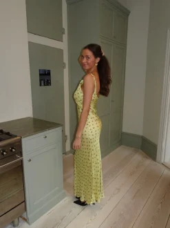 Emily maxikjole med blomster - Gul