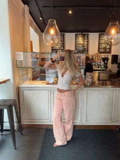 Emmaline lavtaljede jeans - Orange