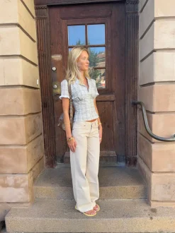 Emmaline lavtaljede jeans - Lys beige