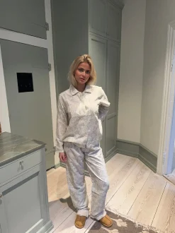 Esme pyjamas sæt - Off white/blå