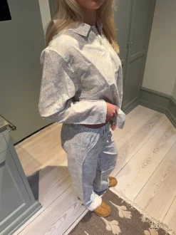 Esme pyjamas sæt - Off white/blå