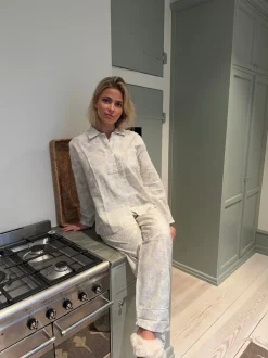 Esme pyjamas sæt - Off white/blå