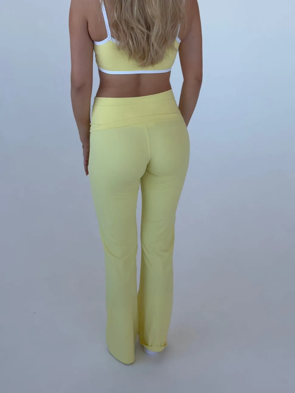Essential flared pants - Butter
