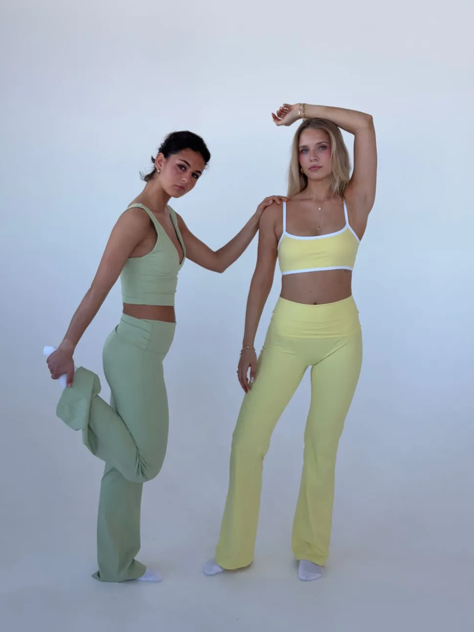 Essential flared pants - Matcha