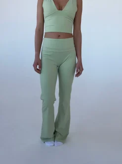Essential flared pants - Matcha