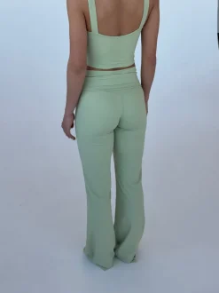 Essential flared pants - Matcha