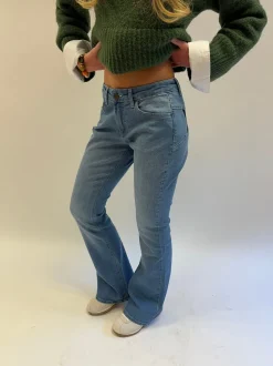 Flared star jeans med navy stjerne - Lys denim