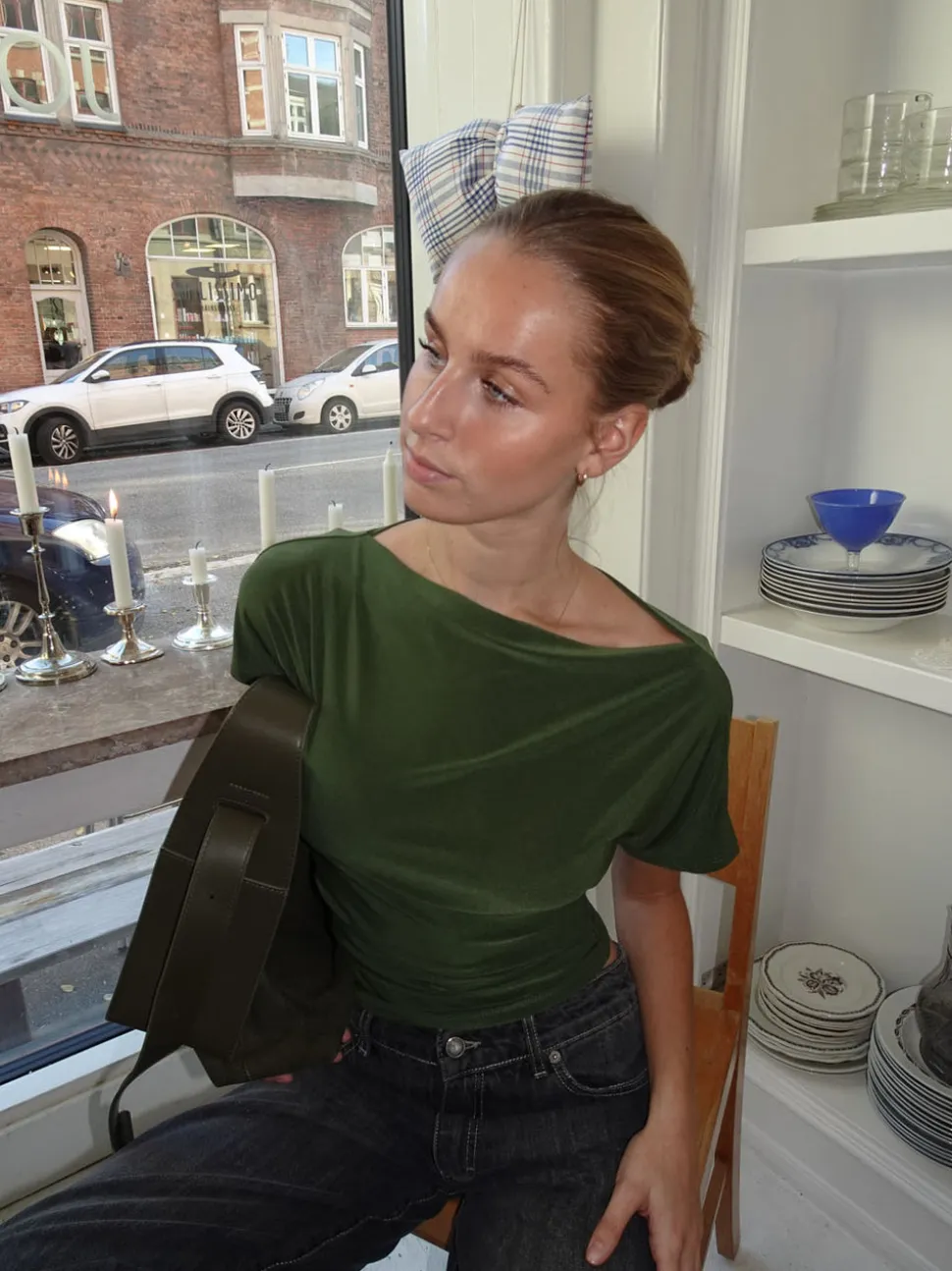 Florine figursyet t-shirt - Kaki
