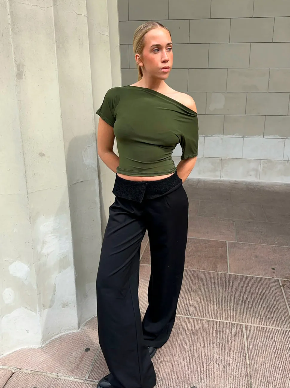 Florine figursyet t-shirt - Kaki