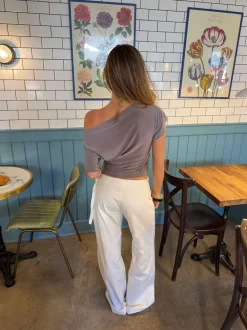 Florine figursyet t-shirt - Taupe