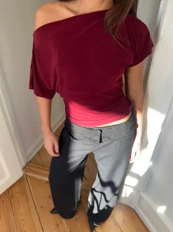 Florine figursyet t-shirt - Rød