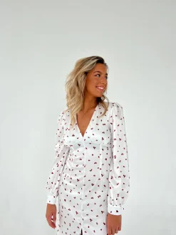 Frederikke satinkjole med røde blomster - Hvid