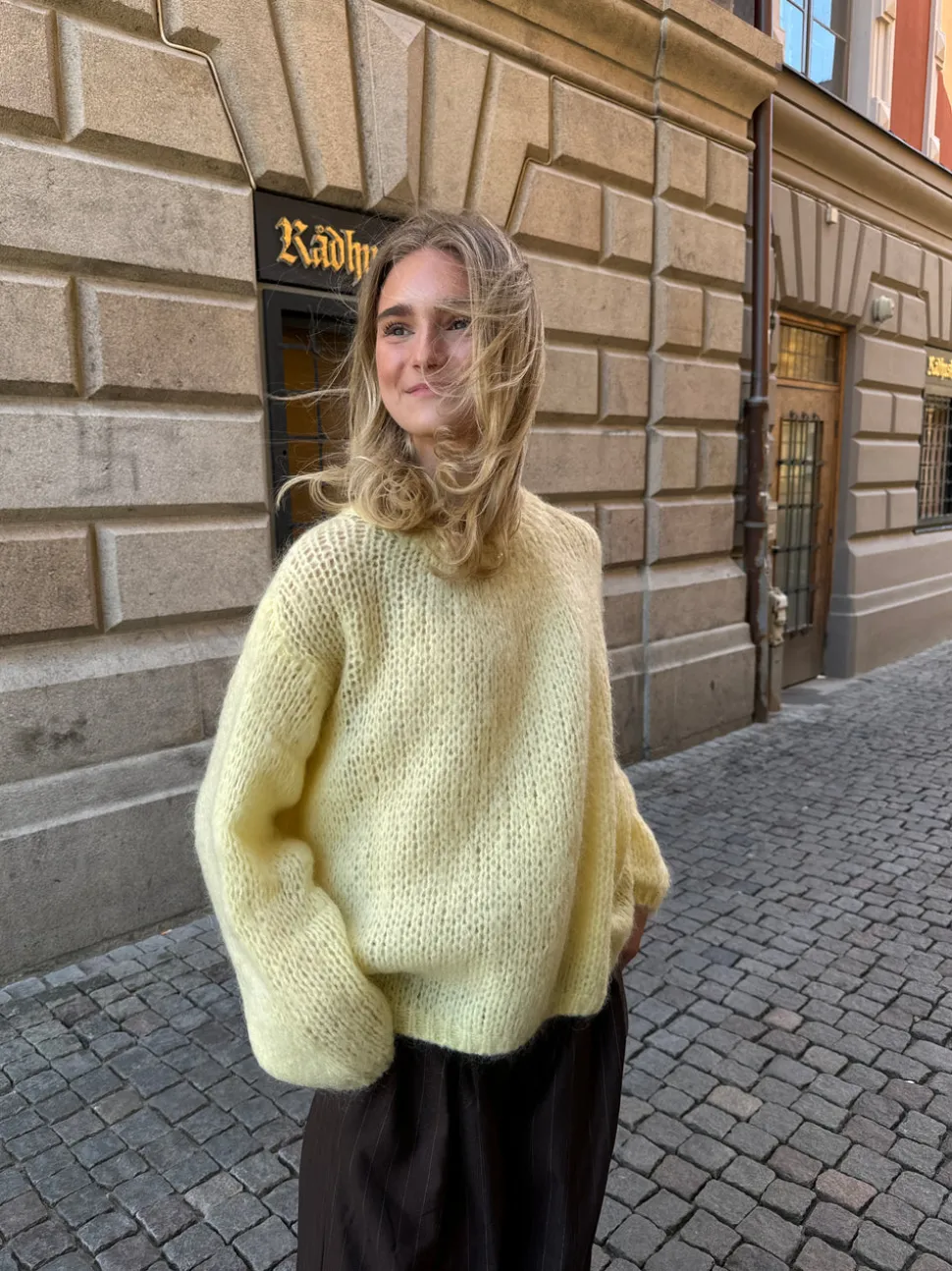 Genevieve striktrøje - Gul