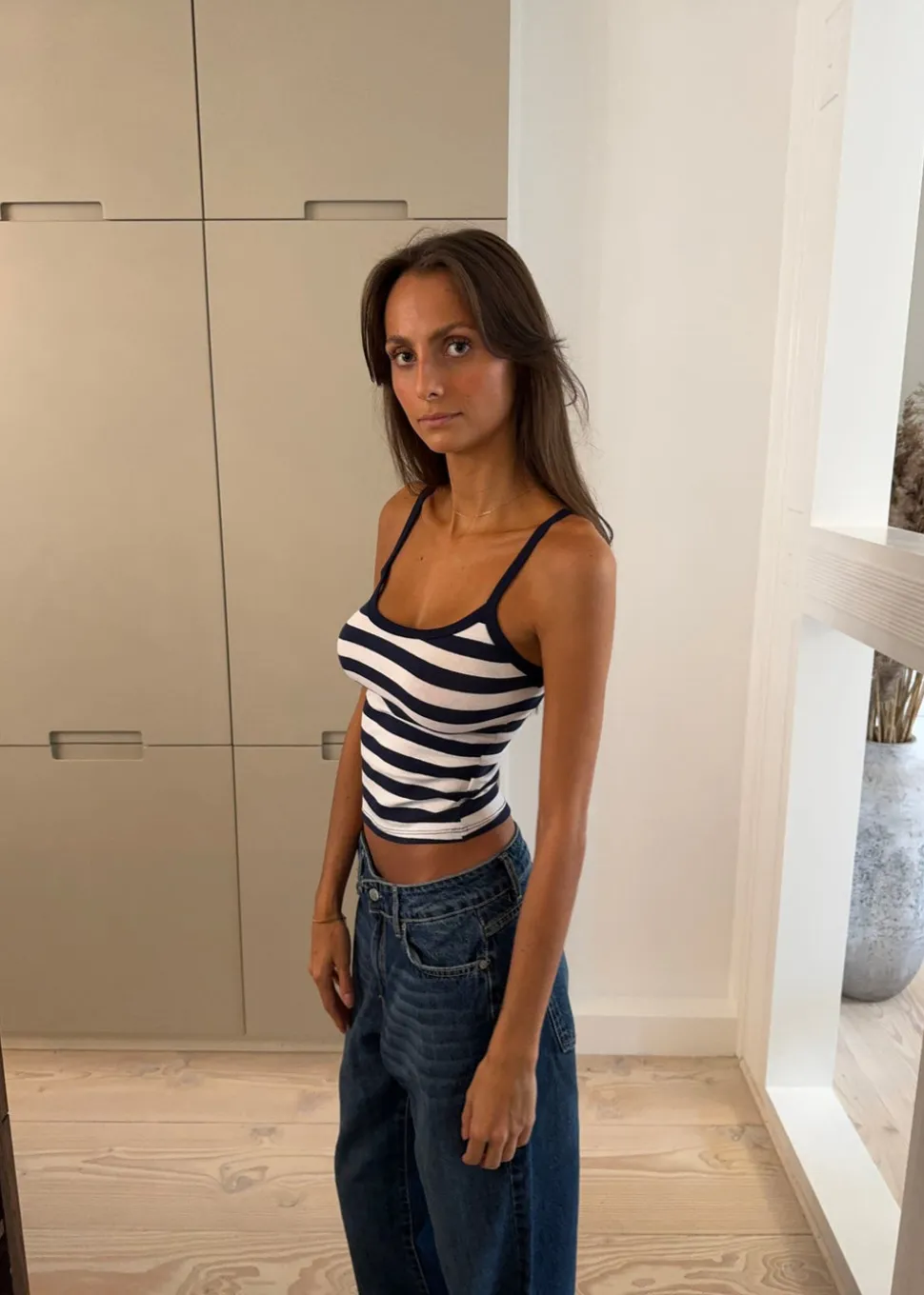 Gunhilda tank top med striber - Navy/hvid