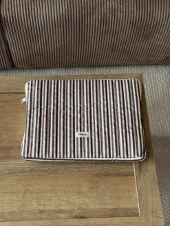 Honey computersleeve med striber - Beige/brun