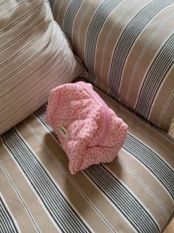 Honey lille toilettaske - Pink med små blomster